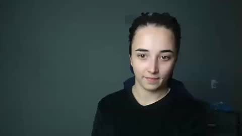 Olivia online show from October 16, 6:29 pm