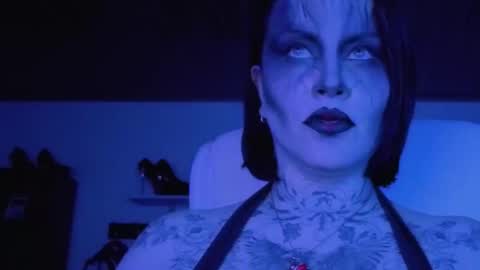   online show from September 14, 2:36 am