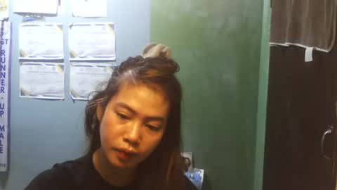 Oliviaxx online show from February 22, 5:22 am