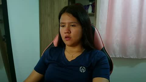 Olivia online show from April 5, 4:15 pm