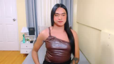 olivia_xxo online show from June 26, 2:55 pm