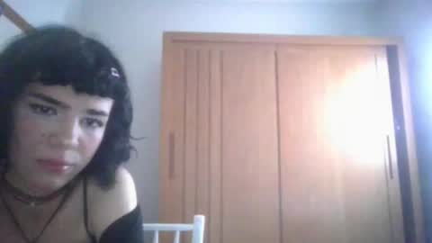 oliviaclueseap online show from May 5, 4:57 pm