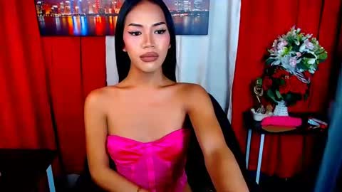 OLIVIA online show from September 14, 7:15 pm