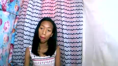 oliviah27 online show from October 16, 7:19 am