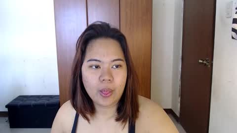 olivia hollywood online show from January 20, 3:15 am