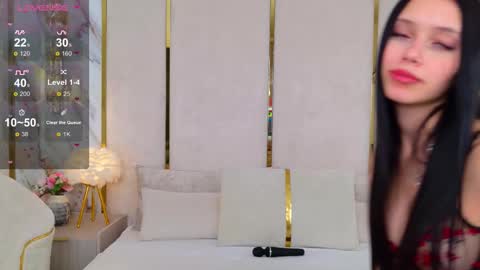 Olivia online show from October 5, 5:20 pm