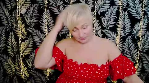 Kelly online show from February 8, 6:11 pm