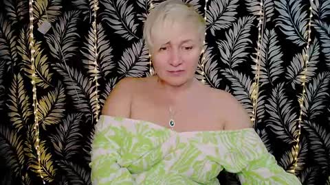 Kelly online show from February 17, 3:33 pm