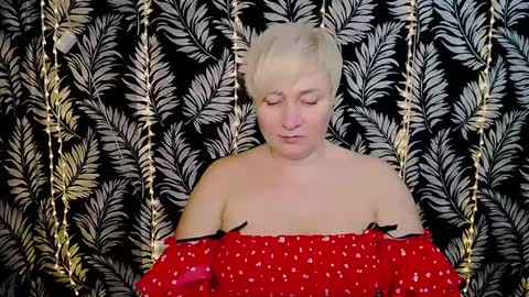 Kelly online show from February 2, 12:24 pm