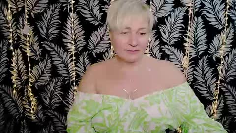 Kelly online show from March 1, 3:27 pm