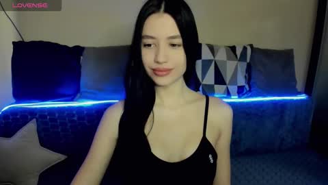 oliviarichi online show from January 18, 8:45 am