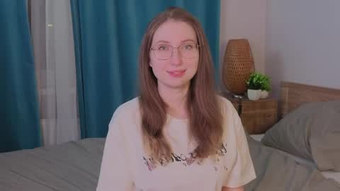 Kylie online show from April 19, 7:27 pm