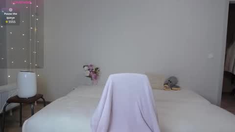 olliebelle online show from February 28, 2:43 pm