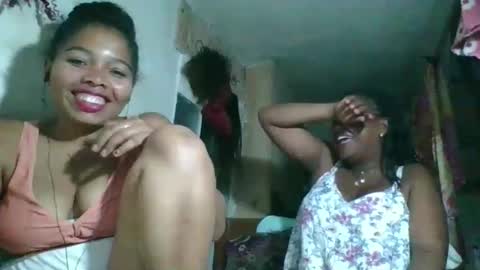 olyvienne90 online show from January 13, 7:10 pm