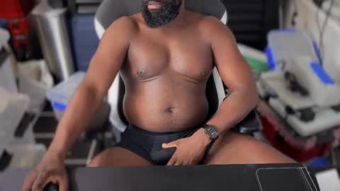 omarrblaque online show from December 1, 7:45 pm