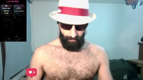 ona nisme online show from February 17, 6:39 pm