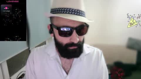 ona nisme online show from February 8, 5:49 pm