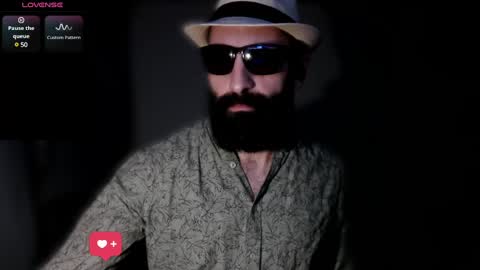 ona nisme online show from March 9, 6:11 pm