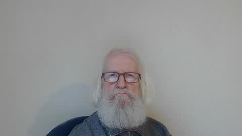 Somewhere over the rainbow online show from December 17, 8:32 am