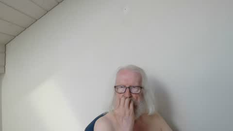 Somewhere over the rainbow online show from July 28, 6:55 am