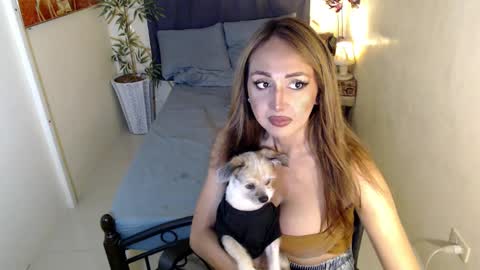 Pearl online show from January 30, 4:24 pm