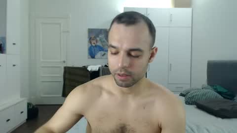 onebestlover online show from July 24, 8:22 am