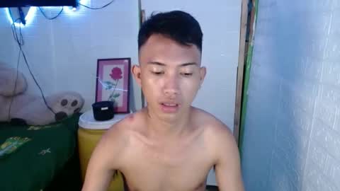 Wyn Will serve you and be your slave online show from March 11, 7:57 am