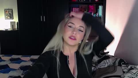 YIN MIGUEL online show from February 26, 3:21 am