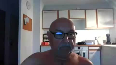 Onemoretimebis online show from June 17, 5:01 am