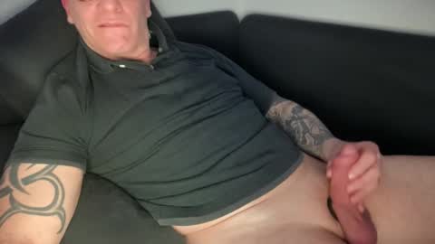 onkel90 online show from March 17, 7:52 pm