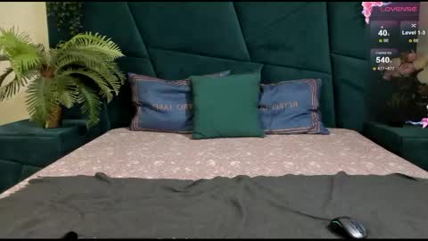 Snapshot of only_eric chatting on February 23, 1:02 am Erick  online show from February 23, 1:02 am