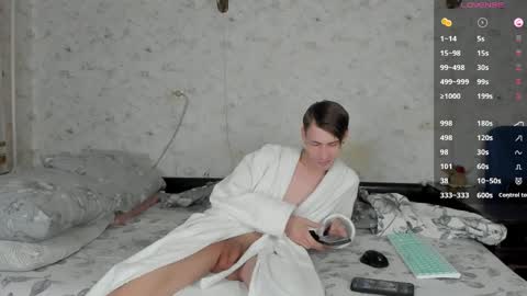 Erick  online show from March 28, 8:27 am