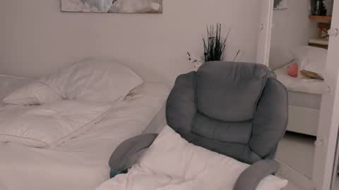 Lilith online show from July 28, 4:39 pm