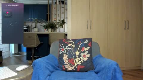 Alex S online show from September 18, 10:41 am