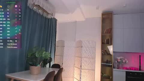 Amelia online show from October 8, 2:56 pm