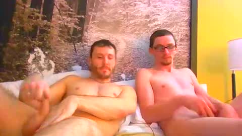 onyakneez4me52 online show from December 18, 4:19 am