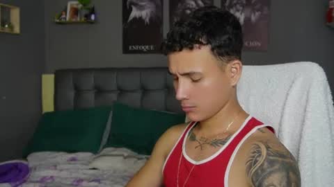 onyx_voss online show from July 28, 5:57 pm