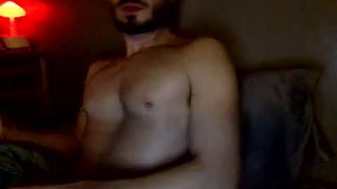 oofthatstuff online show from February 7, 3:42 am