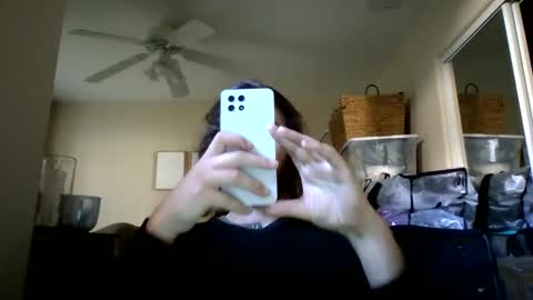 ooiqt online show from December 4, 4:54 pm
