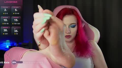 Hannah online show from October 11, 11:52 pm