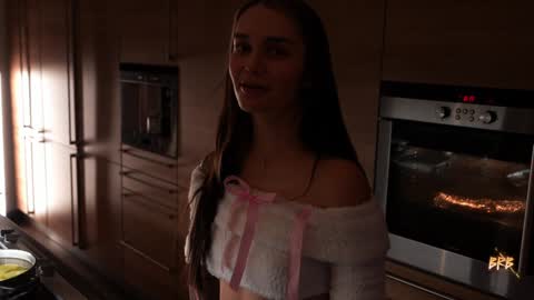 Eva online show from January 11, 7:16 pm