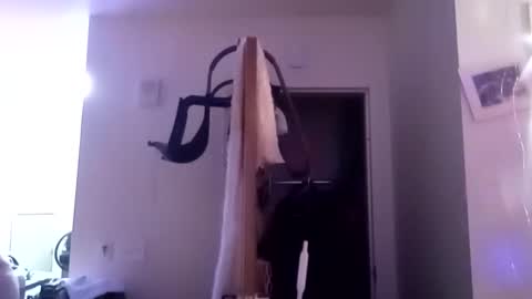 Snapshot of opalockajoe chatting on January 2, 10:05 am TsJojo online show from January 2, 10:05 am