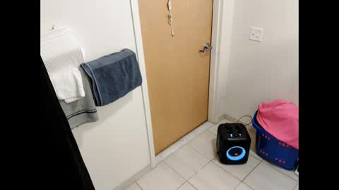 Snapshot of opalockajoe chatting on January 10, 12:47 pm TsJojo online show from January 10, 12:47 pm