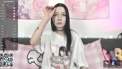 Ophelia online show from February 11, 2:48 am