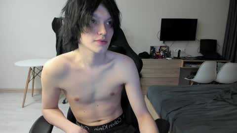 Bella and John online show from April 2, 6:48 pm