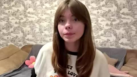 Coraline online show from September 9, 9:37 pm