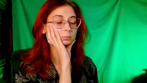 Snapshot of orianna_blade chatting on September 18, 3:05 pm Orianna -  Hi Im into geek culture cosplay crafting LARP games. Shall we play DnD online show from September 18, 3:05 pm