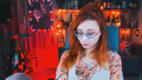 Snapshot of orianna_blade chatting on December 29, 4:40 pm Orianna -  Hi Im into geek culture cosplay crafting LARP games. Shall we play DnD online show from December 29, 4:40 pm