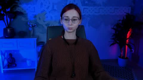 Snapshot of orianna_blade chatting on February 2, 1:08 pm Orianna -  Hi Im into geek culture cosplay crafting LARP games. Shall we play DnD online show from February 2, 1:08 pm