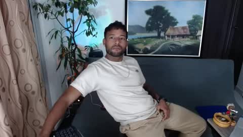 Snapshot of orlando_horny chatting on October 6, 2:07 am orlando_horny online show from October 6, 2:07 am